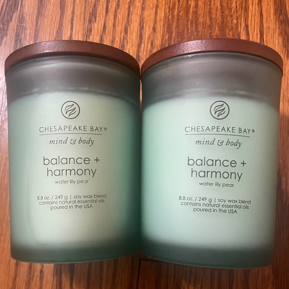Chesapeake Bay Other - NWT 2x Chesapeake Candle Mind & Body: Water Lily Pear Smell 🍐
